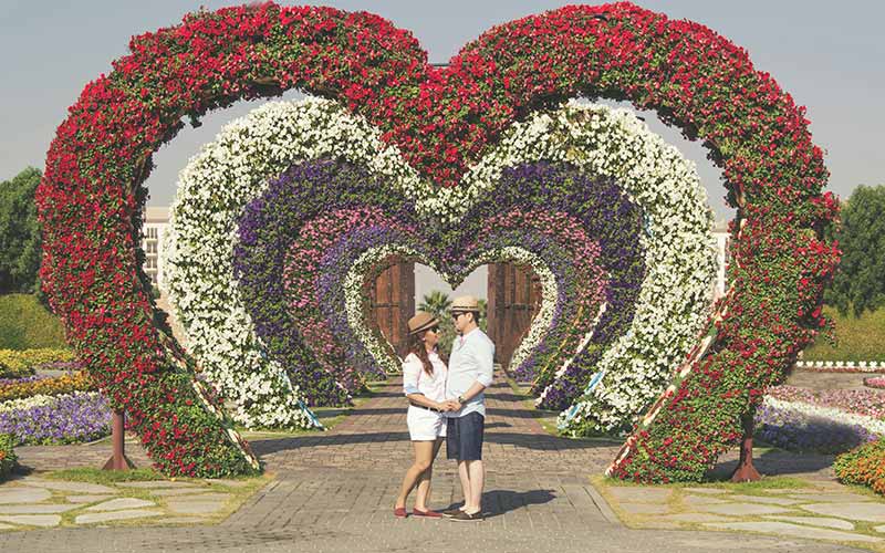 Couples at Miracle Garden